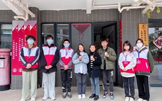 学习二十大 ，志愿建功行，岭南学子冬日送温暖！