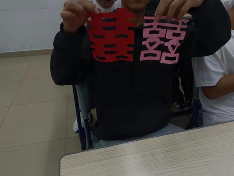 7d13674a9e9142c79591d4cd071f675e.Jpeg