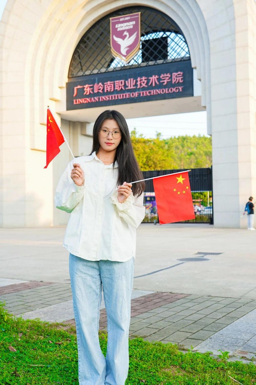 e8ad411b837c5bfd303e5ef2b0a55f59