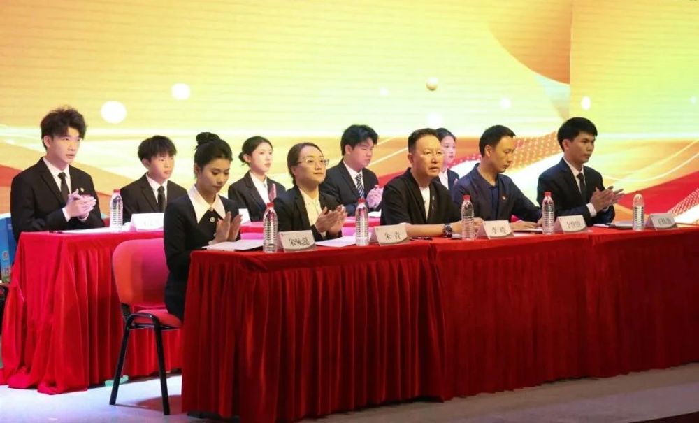 7d214050e96d483510b6be0125b22227