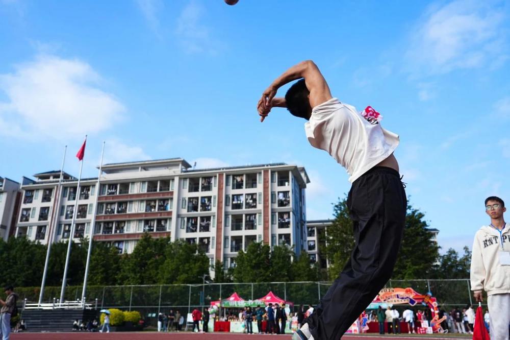 02a562a83c1310094ddf31a******302