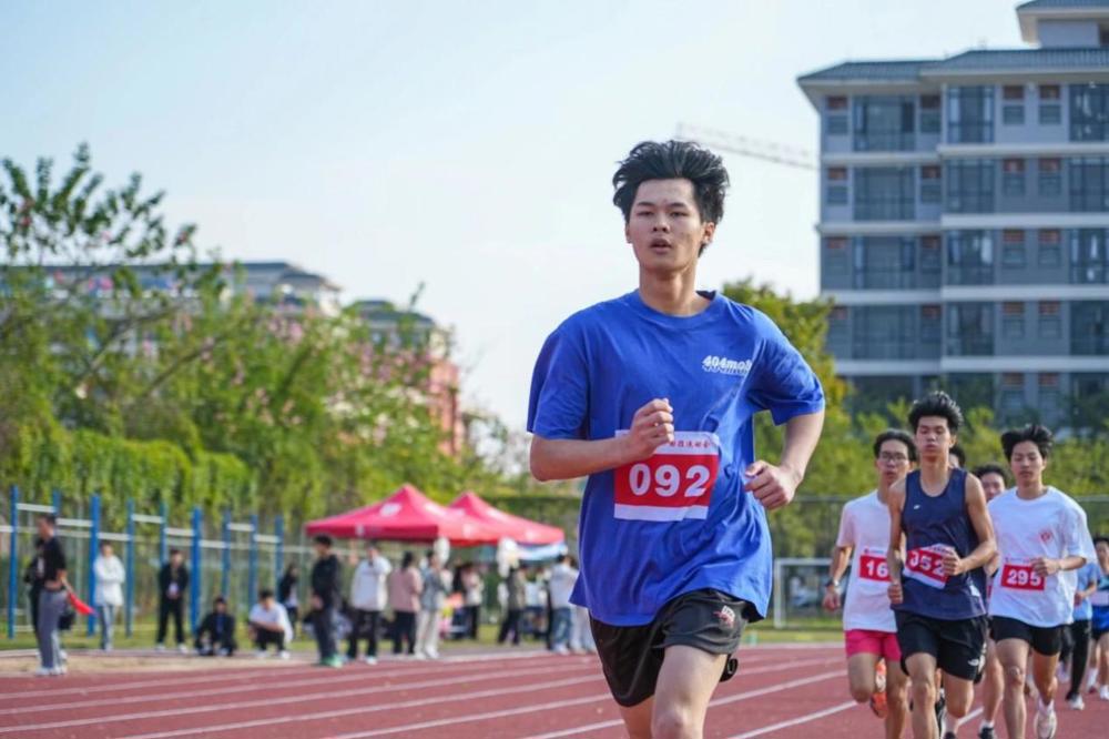 20ea8bdac94883d15aa0d40e427ff37e