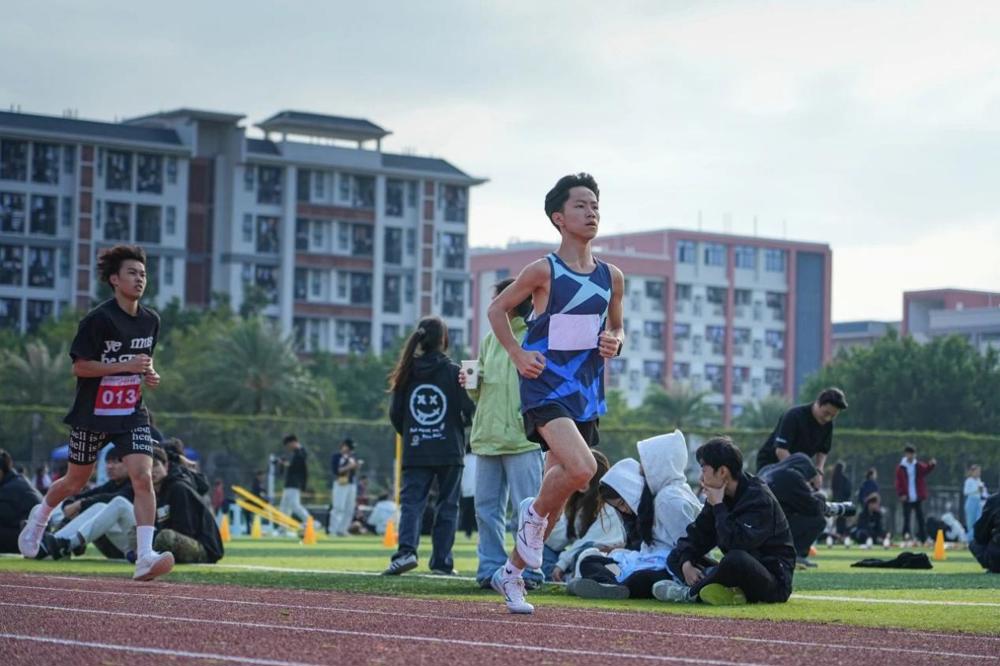 4bdf0f4abf9867ea5fc50afdf5821952