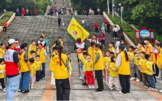【20251029】“青”志愿-暖阳伴“星”行，山野共欢歌