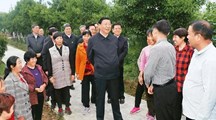 习近平：扎实推动共同富裕