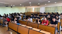 “不忘初心，牢记使命”为学院谋发展，为学生谋就业