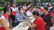 药学院师生积极参与“科教益民 健康中国”--大健康科技进社区活动