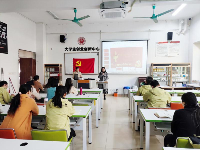 5043eebff4976529c65a11dbdf57d3a