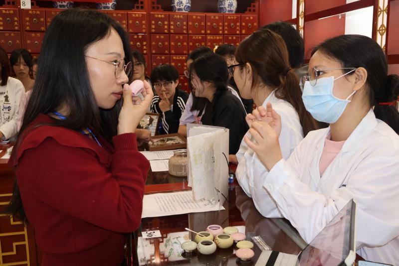 cc25a18d738724bc39c0aa0e13eef73