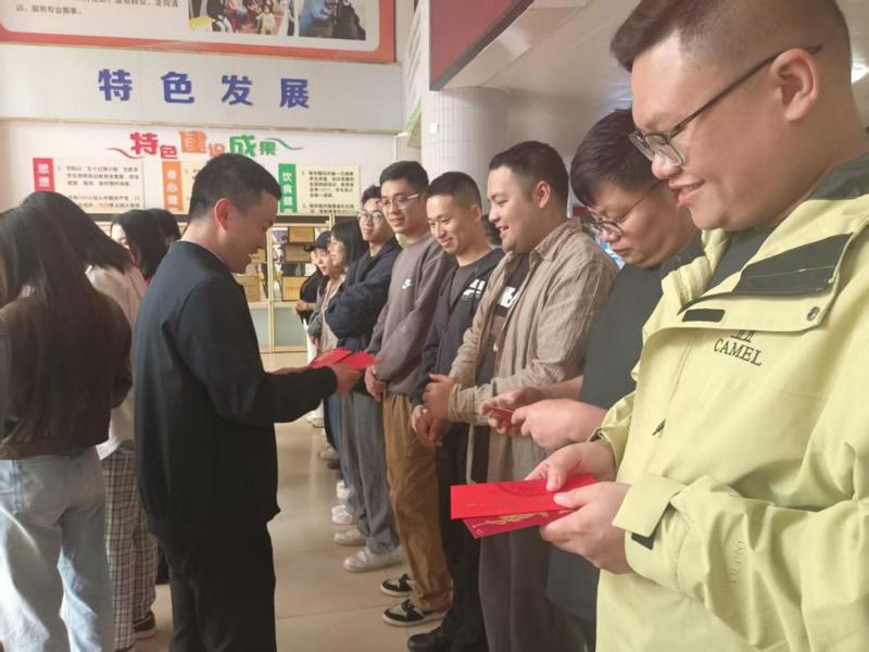 b72863ac56cdbb8fa23d60be80e0a4ed