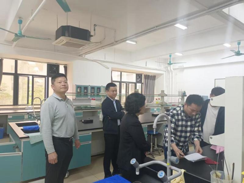 8a118406a838d790a71389944395f354