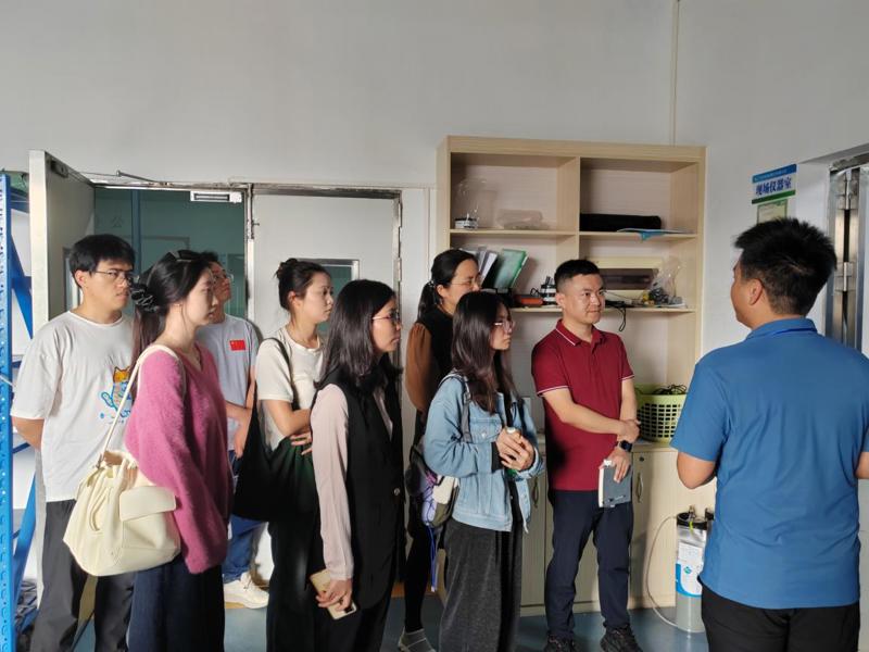 7e972bb3c025bb8e9ab3213cffa8d010