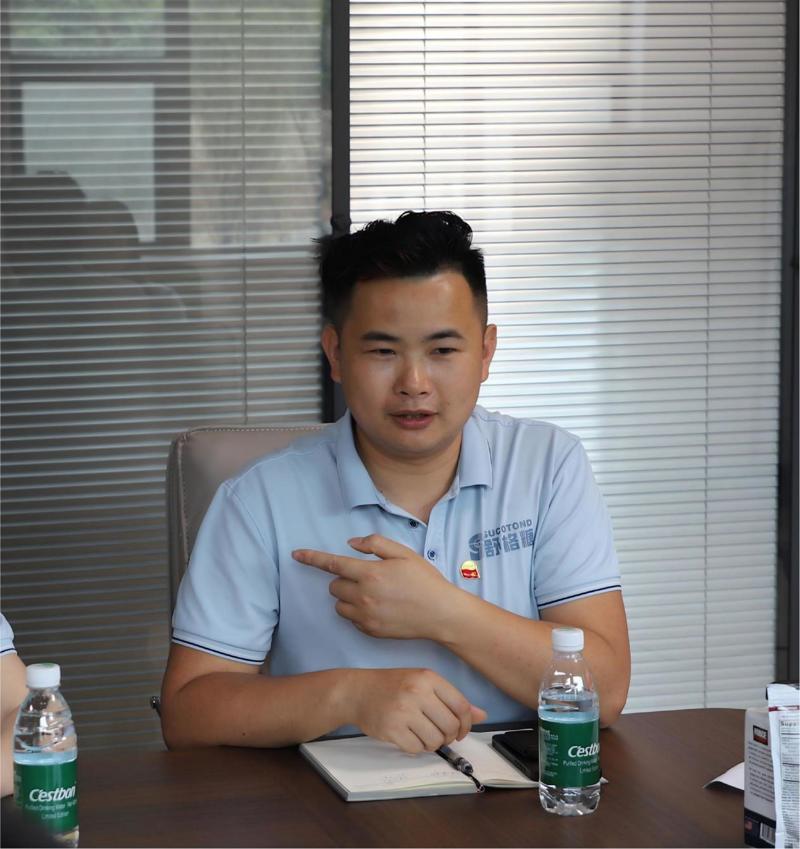 舒格糖董事长、我校优秀校友肖立翔