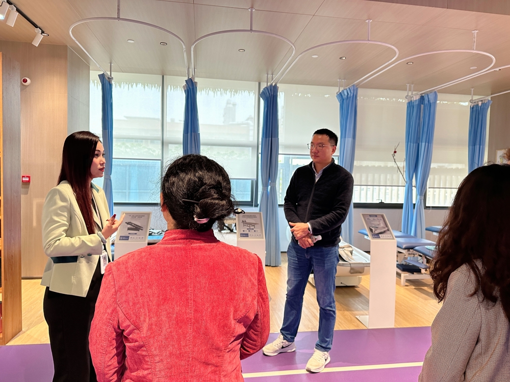 53a592401d1a8a84c2e6805e22e8c49