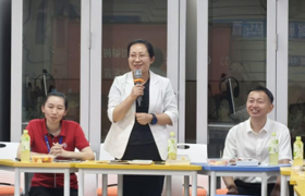 青蓝引航促成长，督导赋能启新程 ——我中心组织开展新教师听课评课座谈会