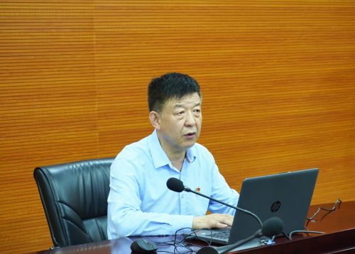 柴克生书记作工作汇报