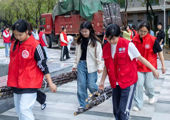 “ 一站式 ”学生社区 | 助农传暖意，蔗甜润医技