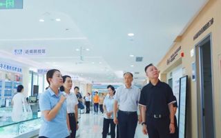 产教融合再升级｜广东岭南职院与粤北爱尔眼科共建眼健康产业学院签约揭牌仪式圆满举行