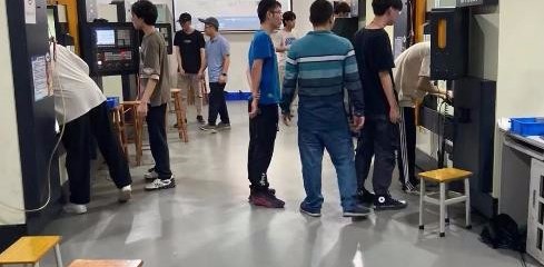 展现青春，发挥自我