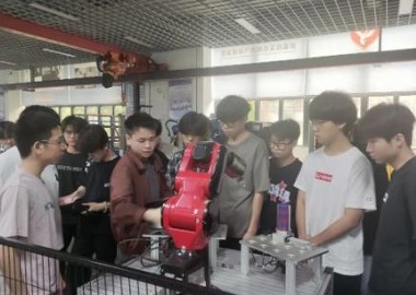颠覆式教学探索丨2025年“课改智行·育见未来”校级教学改革比赛智能制造学院选拔赛圆满收官