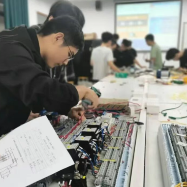 科技文化节 | 第二届智能制造技能大比武风采