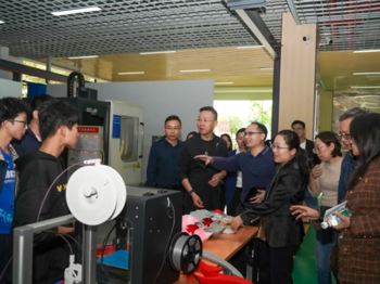 聚焦实训建设，赋能专业发展：校领导专题调研智能制造学院（弘毅书院）实训建设