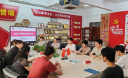 从“小作坊”到“准企业”：进制工作室在校园孵化中加速成长
