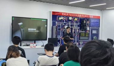 智驱未来・产教同源 | 比亚迪名师走进岭南校园，硬核技术课堂精彩开讲！
