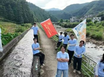 百千万工程｜实践首日 青年实地踏勘铺就数字兴农路