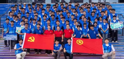 党建“红”引领智造“蓝”！看学院如何用“一核四翼”铸就育人新范式