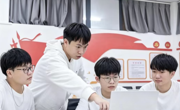 教师好榜样｜黄梓钊：青春担使命 实干育新人