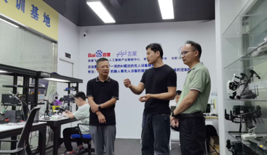 聚焦“芯片级”维修，共探无人设备技能人才培养 ——智造学院访企拓岗走进百度飞桨（广州）人工智能产业赋能中心